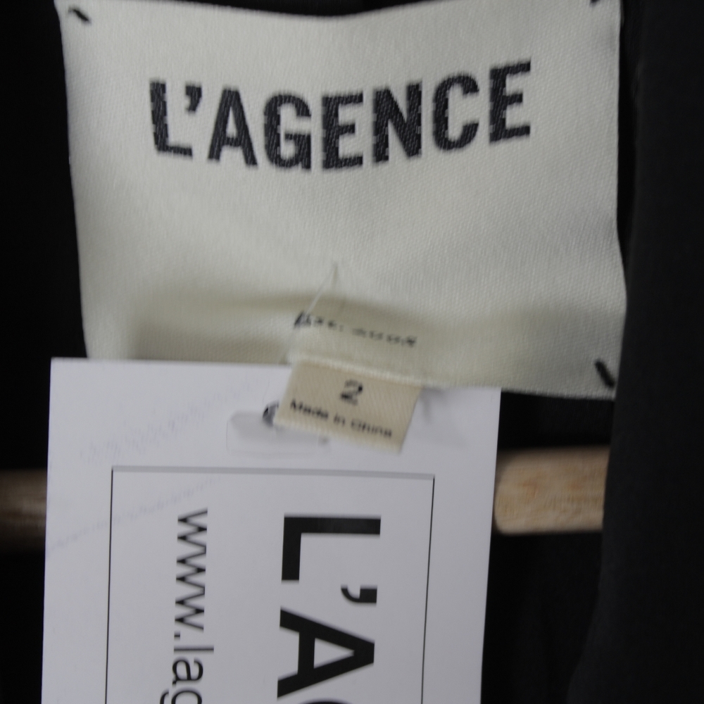L'AGENCE Kenzie Blazer in Black - Picture 6 of 6